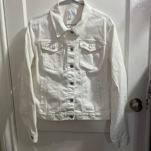 Time and Tru Jackets & Blazers - Women's White Denim Jacket
